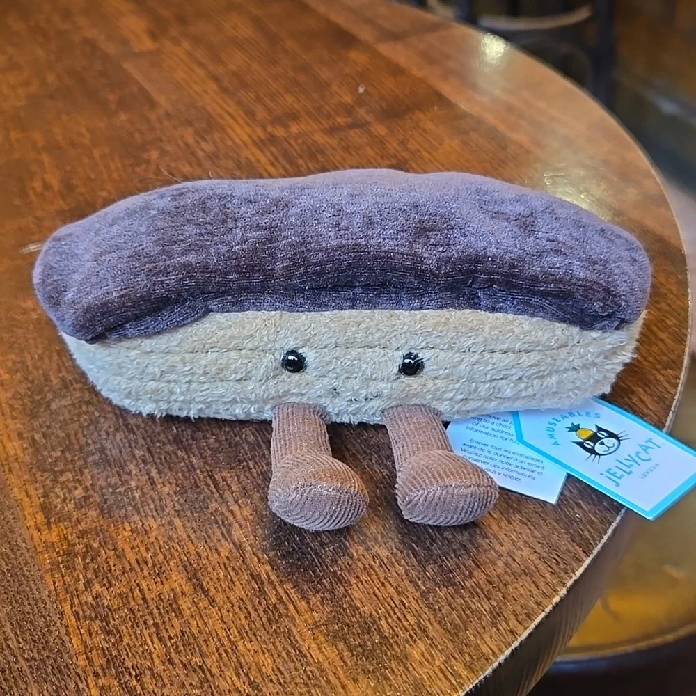 Jellycat Amuseables Étienne Eclaire 3.1x5.9x2.4" Soft and Plush NWT - Picture 2 of 7
